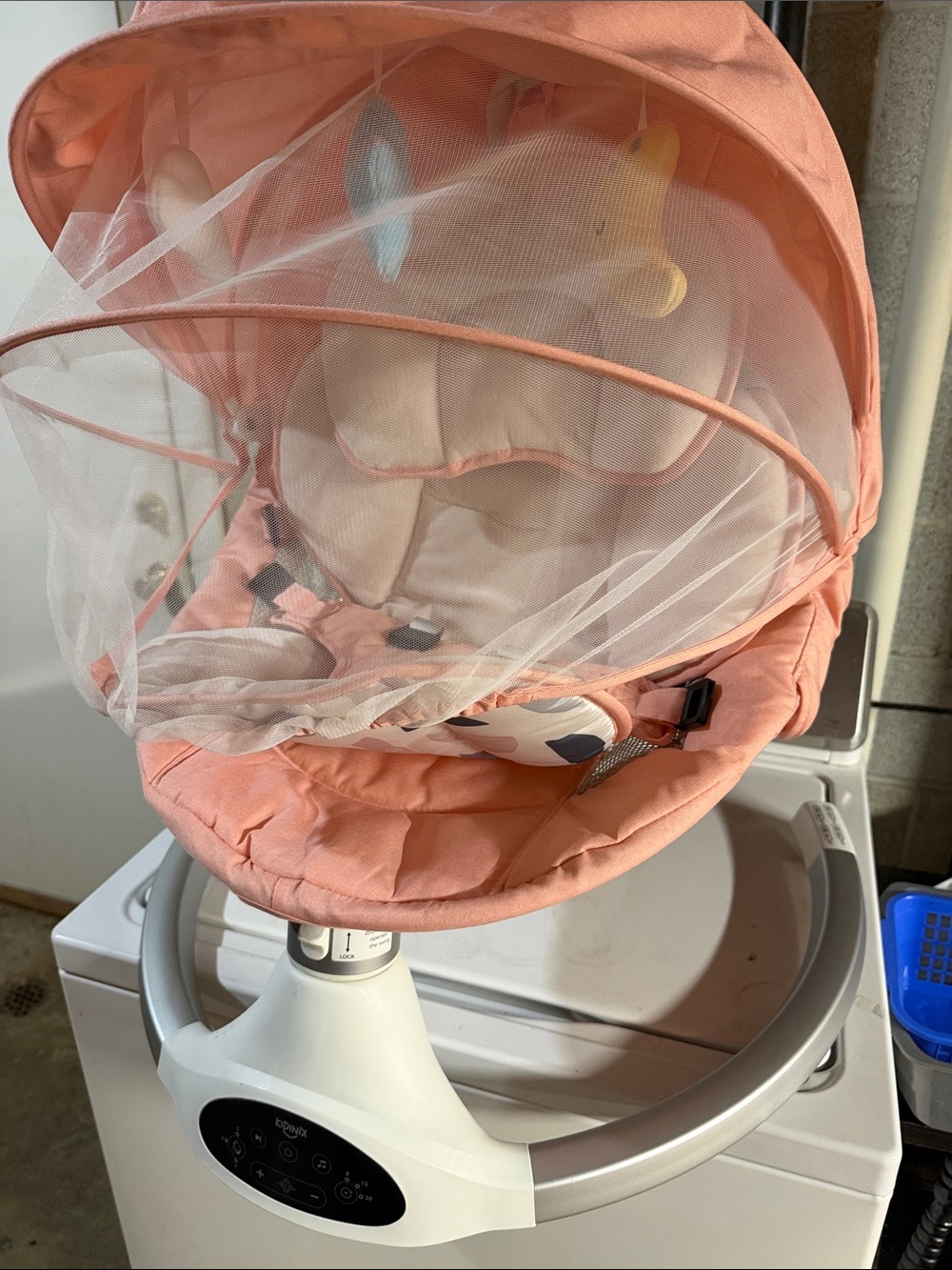 Kids Peach Convertible Baby swing with Mosquito Net brand new